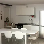 Loftincomo Apartment Como